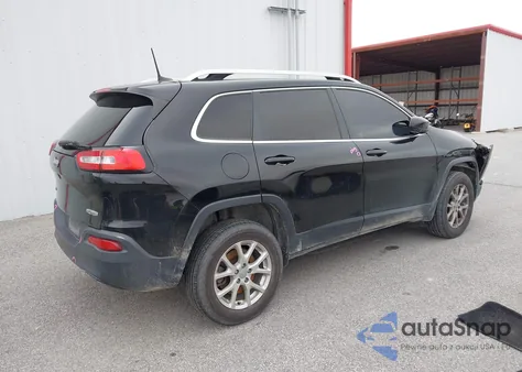 2018 Jeep Cherokee Latitude Plus 4X4 z USA, uszkodzony, nr VIN 1C4PJMLBXJD530471